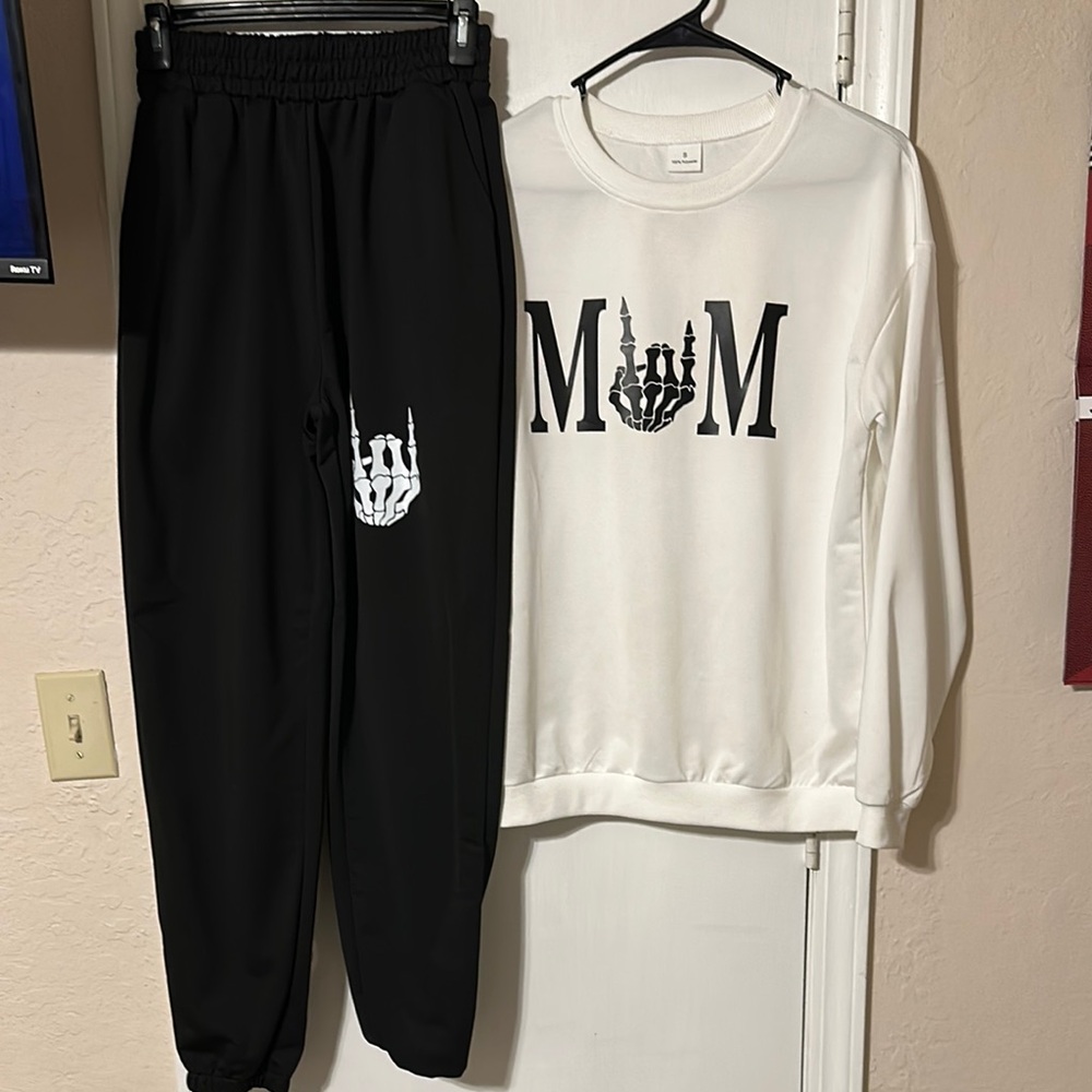 Stylish Women’s Black and White Jumpsuit